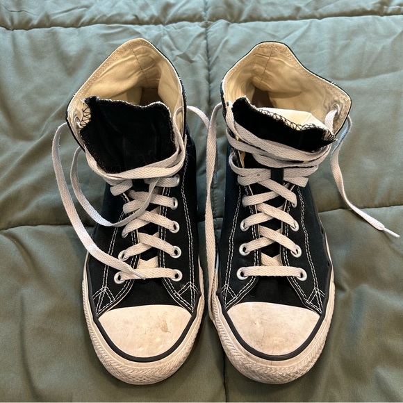 Black High Top Converse W 11 M 9 - Picture 3 of 7
